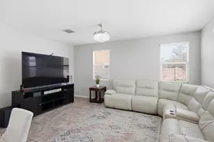5011 S Carlyle Dr, Gilbert, AZ 85298 - Photo 13