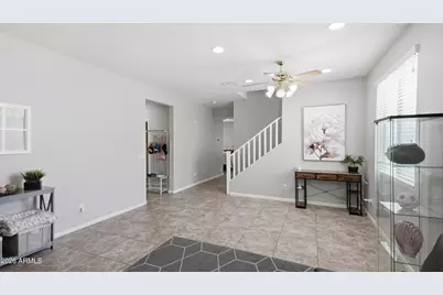 5011 S Carlyle Drive, Gilbert, AZ 85298 - Photo 9