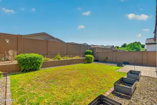 1651 W Estes Way, Phoenix, AZ 85041 - Photo 27