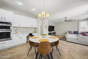 2176 E Indian Wells Dr, Gilbert, AZ 85298 - Photo 9