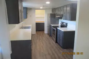 1988 Town and Country Dr, Sierra Vista, AZ 85635 - Photo 11