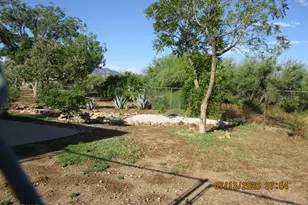 1988 Town and Country Dr, Sierra Vista, AZ 85635 - Photo 3