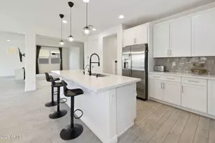 9721 E Radioactive Dr, Mesa, AZ 85212 - Photo 25