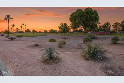 11018 W Palmeras Drive, Sun City, AZ 85373 - Photo 39