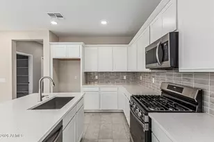 15593 S 180th Ln, Goodyear, AZ 85338 - Photo 9