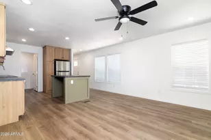 8601 N 71st Ave, Glendale, AZ 85301 - Photo 5