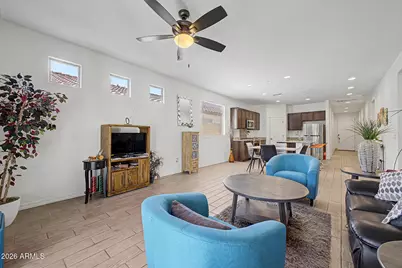 5735 W Jones Avenue, Phoenix, AZ 85043 - Photo 3