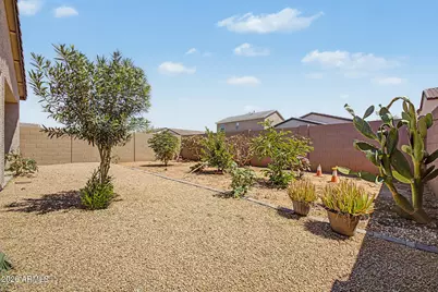 5735 W Jones Avenue, Phoenix, AZ 85043 - Photo 23