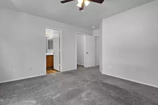 15011 W Hearn Rd, Surprise, AZ 85379 - Photo 11