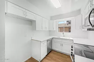 4749 E Moreland St, Phoenix, AZ 85008 - Photo 9