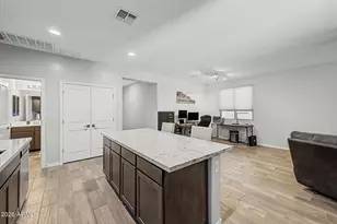 7518 S 28th Pl, Phoenix, AZ 85042 - Photo 7