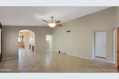 8817 E Dahlia Drive, Scottsdale, AZ 85260 - Photo 11
