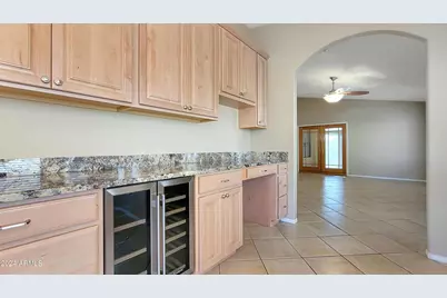 8817 E Dahlia Drive, Scottsdale, AZ 85260 - Photo 9