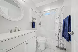 10020 W Cumberland Dr, Sun City, AZ 85351 - Photo 11