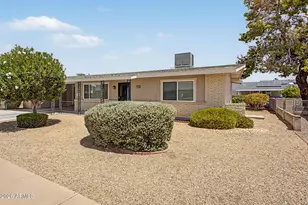 10020 W Cumberland Dr, Sun City, AZ 85351 - Photo 21