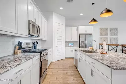 17140 W Whispering Wind Drive, Surprise, AZ 85387 - Photo 9