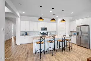 17140 W Whispering Wind Dr, Surprise, AZ 85387 - Photo 7