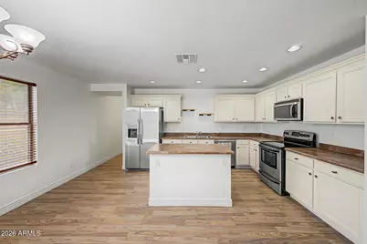 8422 E Keats Avenue, Mesa, AZ 85209 - Photo 9