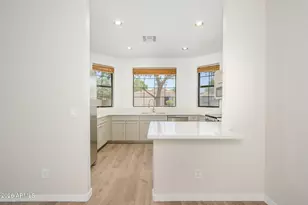 2126 W Carol Ann Way, Phoenix, AZ 85023 - Photo 11