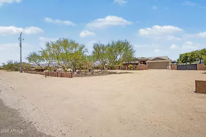 19340 W Lewis Avenue, Buckeye, AZ 85396 - Photo 5