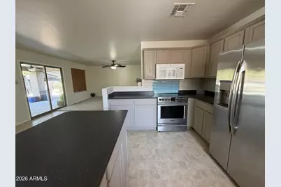 2469 W Hayden Peak Drive, San Tan Valley, AZ 85144 - Photo 9