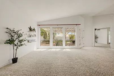 601 W Fellars Drive, Phoenix, AZ 85023 - Photo 9
