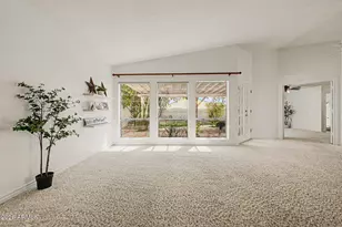 601 W Fellars Dr, Phoenix, AZ 85023 - Photo 9