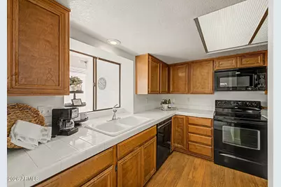 601 W Fellars Drive, Phoenix, AZ 85023 - Photo 13