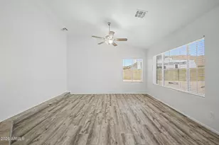 7637 W North Ln, Peoria, AZ 85345 - Photo 5