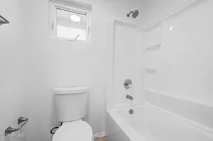 7637 W North Ln, Peoria, AZ 85345 - Photo 21