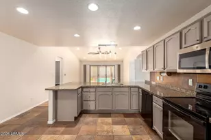 6389 W Muriel Dr, Glendale, AZ 85308 - Photo 9