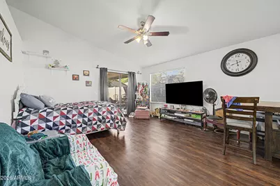 8534 W Mariposa Drive, Phoenix, AZ 85037 - Photo 9