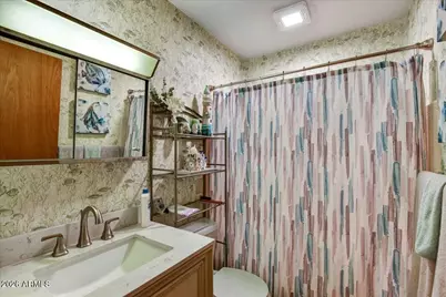7362 N 38th Avenue, Phoenix, AZ 85051 - Photo 15