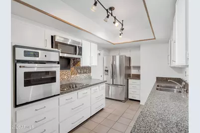 11070 W Pleasant Valley Road, Sun City, AZ 85351 - Photo 3