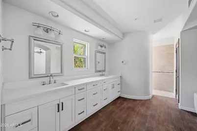 7214 E Royal Palm Road, Scottsdale, AZ 85258 - Photo 19