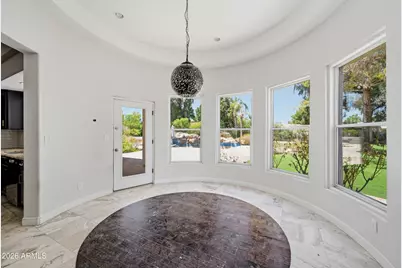 7214 E Royal Palm Road, Scottsdale, AZ 85258 - Photo 7