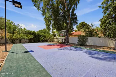 7214 E Royal Palm Road, Scottsdale, AZ 85258 - Photo 35
