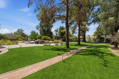 7214 E Royal Palm Road, Scottsdale, AZ 85258 - Photo 33
