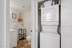 2 W Georgia Ave, Phoenix, AZ 85013 - Photo 17
