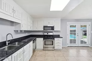 1941 W Voltaire Ave, Phoenix, AZ 85029 - Photo 13