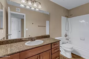 2025 E Campbell Ave, Phoenix, AZ 85016 - Photo 15