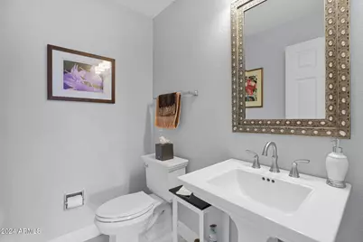 3033 E Rose Lane, Phoenix, AZ 85016 - Photo 9