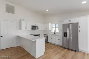 6401 E Kelton Ln, Scottsdale, AZ 85254 - Photo 17