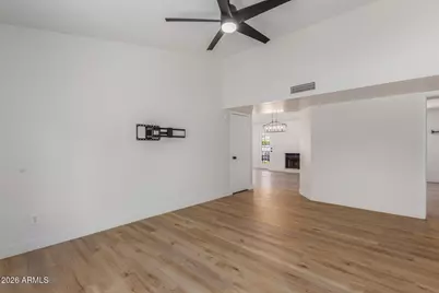 6401 E Kelton Lane, Scottsdale, AZ 85254 - Photo 11
