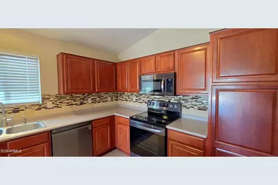 15213 N Luna Street, El Mirage, AZ 85335 - Photo 7