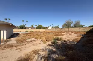 4325 E Shangri La Rd, Phoenix, AZ 85028 - Photo 11