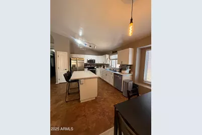 20023 N 22nd Place, Phoenix, AZ 85024 - Photo 9