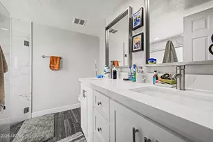 331 W Taro Ln, Phoenix, AZ 85027 - Photo 17