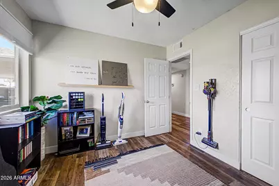 331 W Taro Lane, Phoenix, AZ 85027 - Photo 21