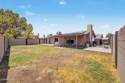 331 W Taro Lane, Phoenix, AZ 85027 - Photo 27